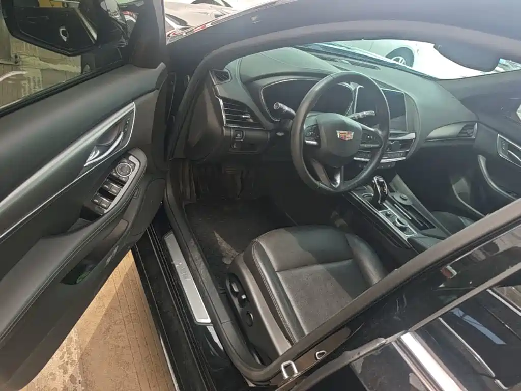 Cadillac CT5 2023 — фото 16