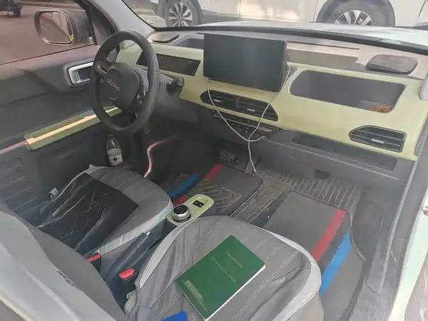 Geely Galaxy Panda 2023