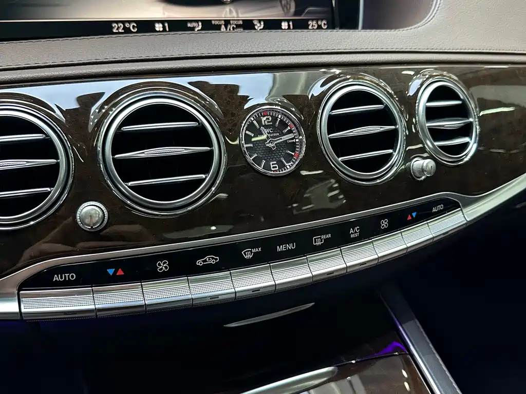Mercedes-Benz S-Class 2015 — фото 16