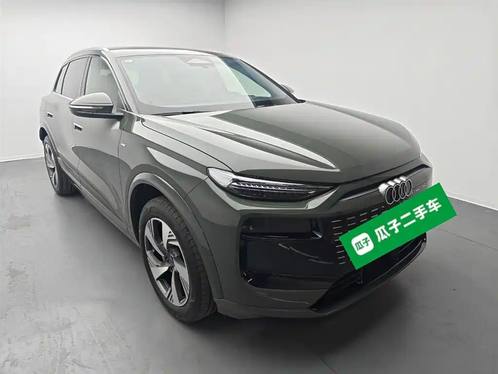 Audi Q6L e-tron 2026 — фото 22