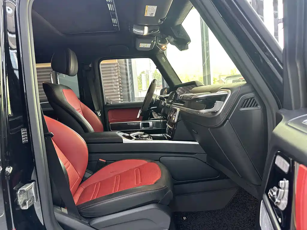 Mercedes-Benz G-Class 2019 — фото 18