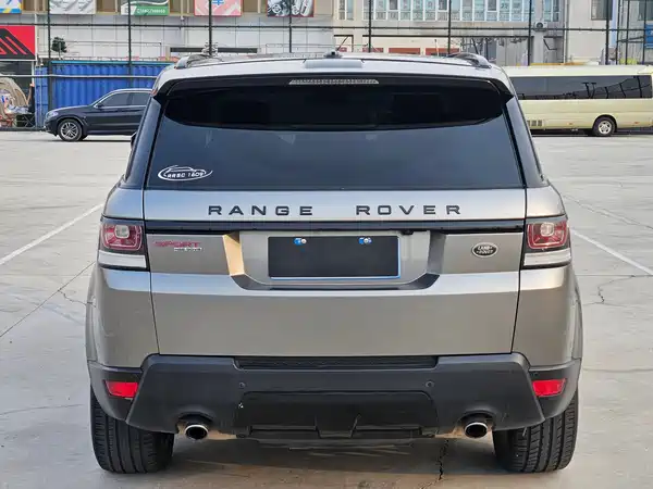 Land Rover Range Rover Sport 2015