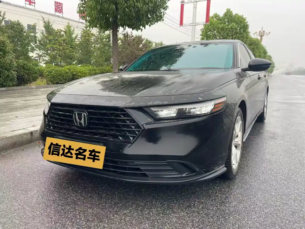 Honda Accord 2023 — фото 1