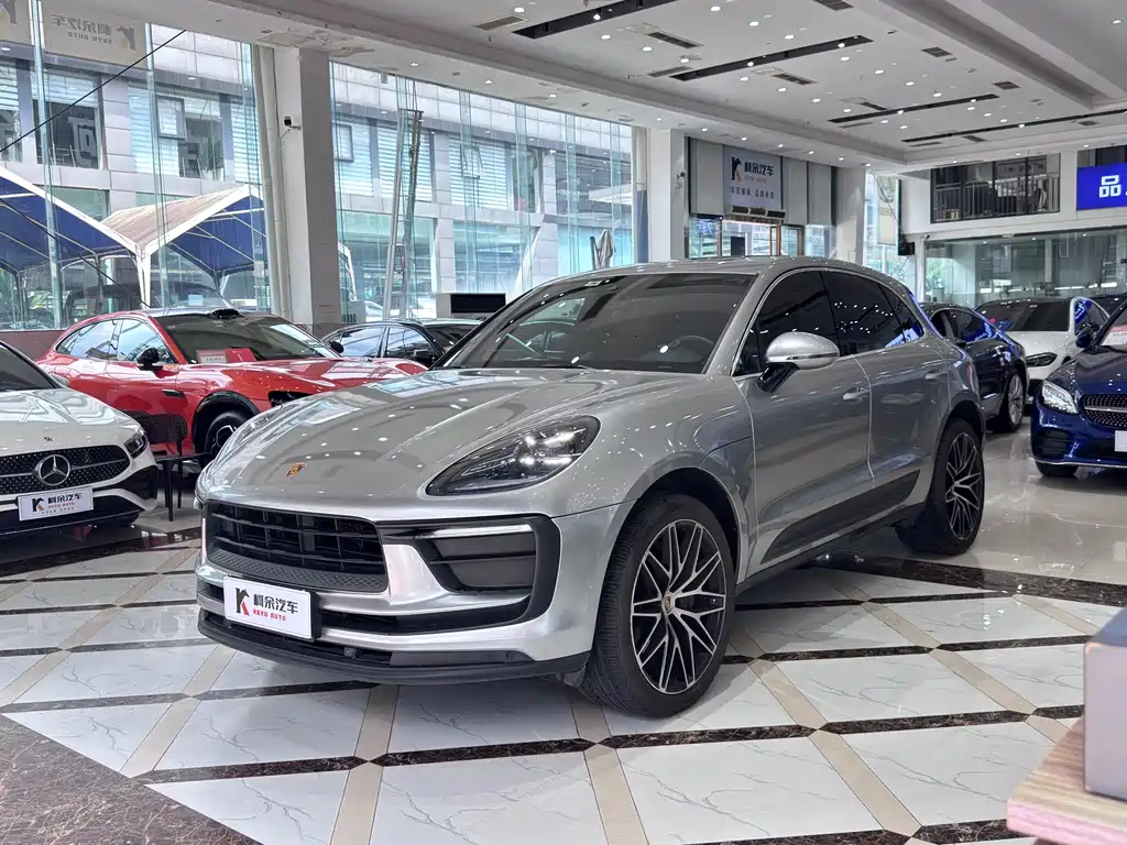 Porsche Macan 2023 — фото 2