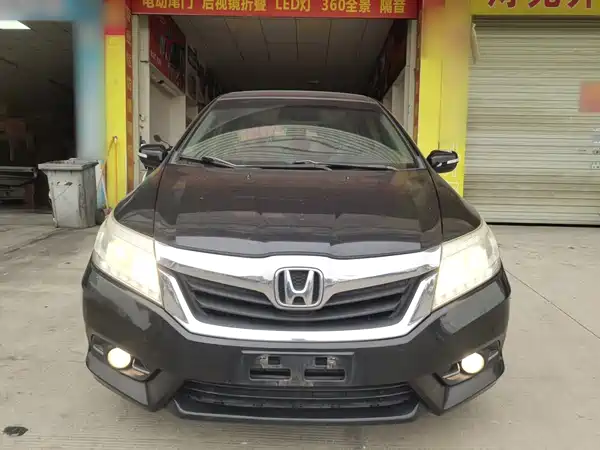 Honda Crider 2014