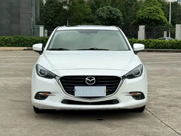Mazda 3 Axela 2019