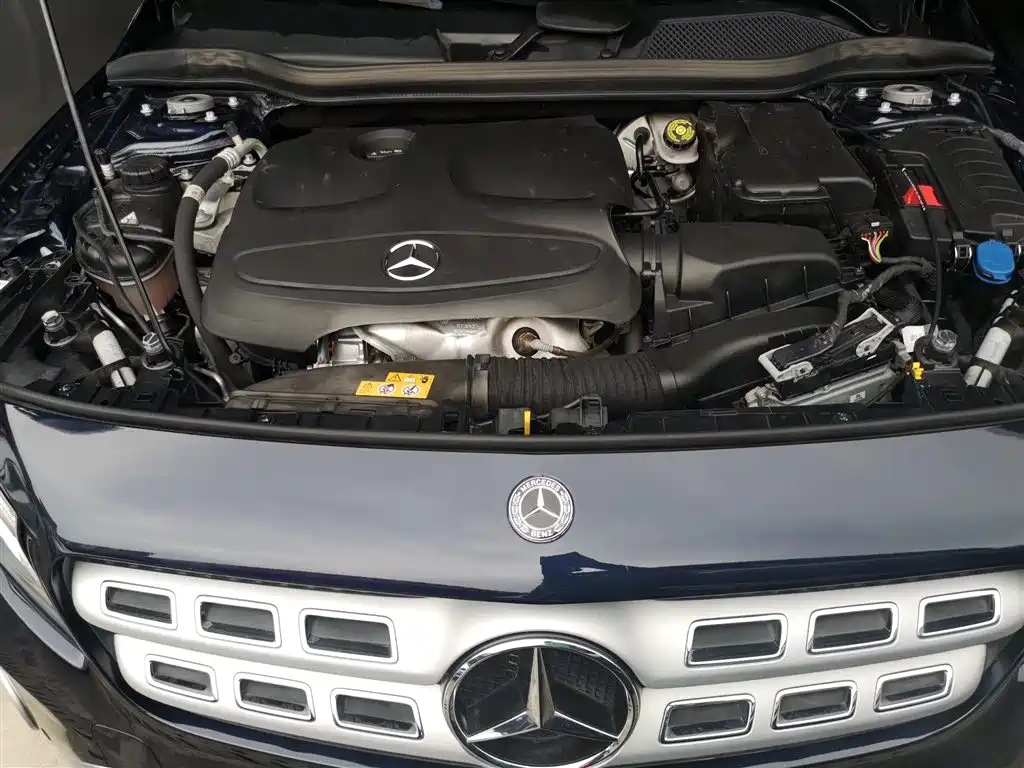 Mercedes-Benz GLA 2018 — фото 20