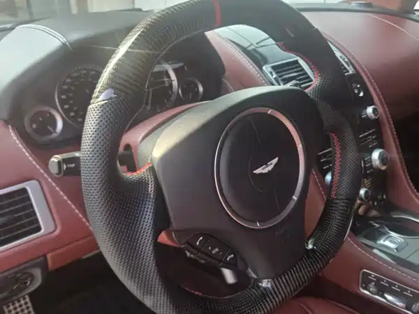 Aston Martin Rapide 2015