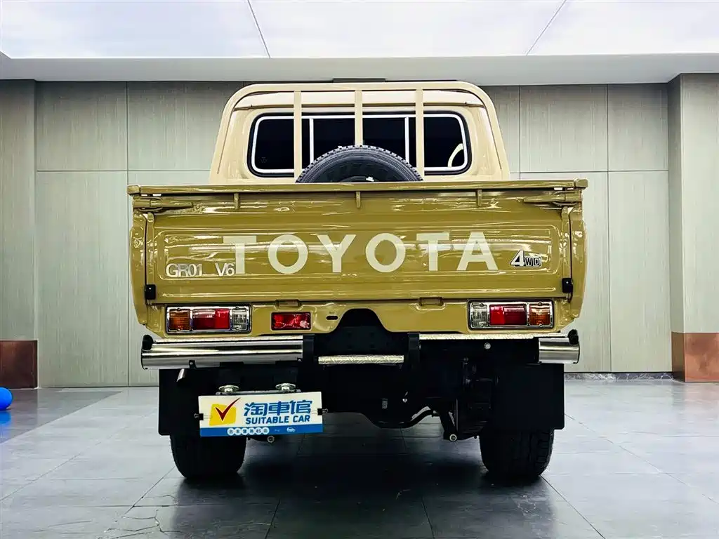Toyota Land Cruiser 2023 — фото 5