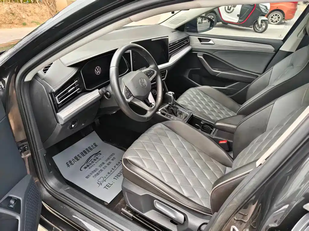 Volkswagen Sagitar 2024