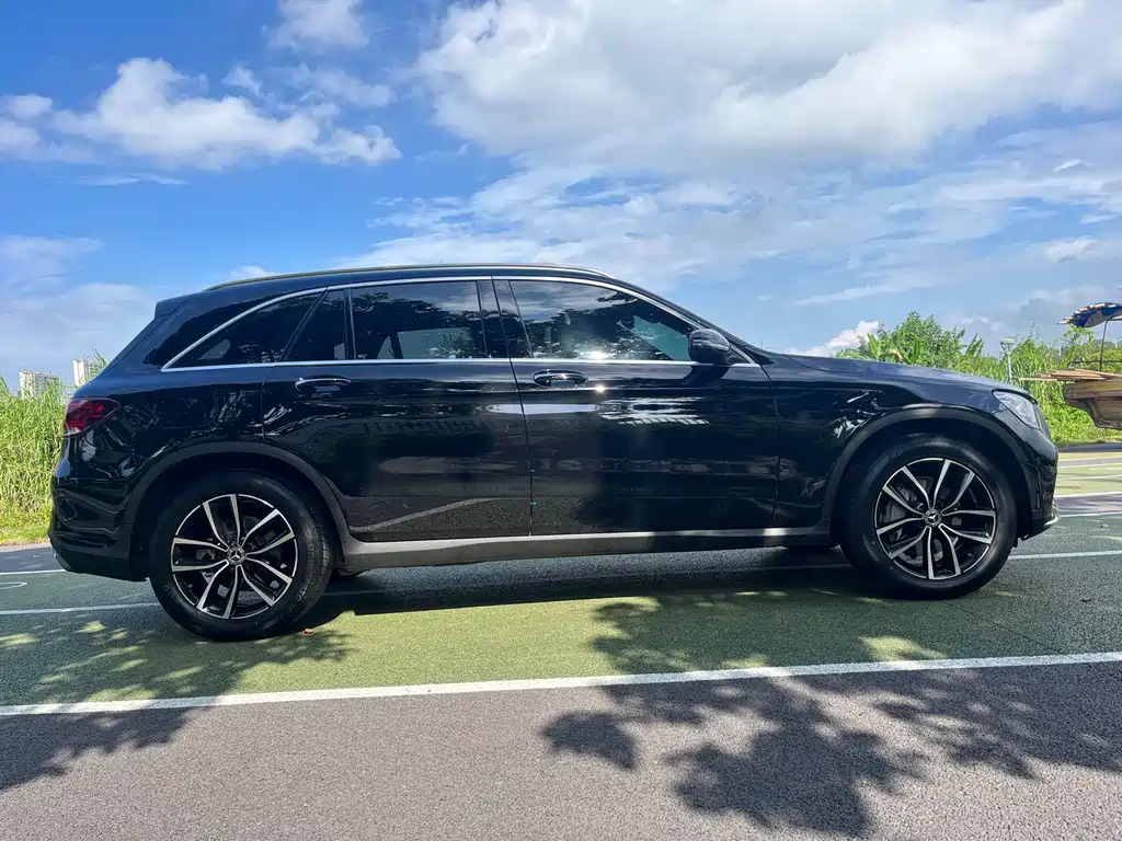 Mercedes-Benz GLC 2021