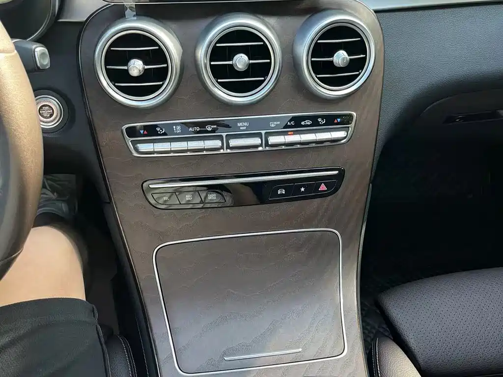 Mercedes-Benz GLC 2021 — фото 15