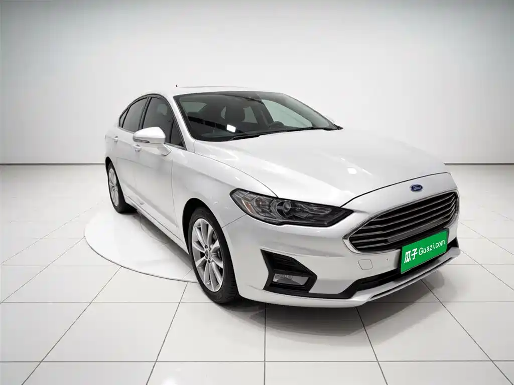Ford Mondeo 2021 — фото 23