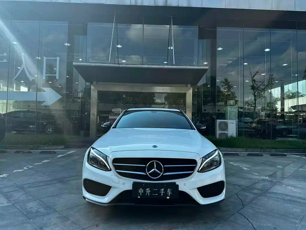 Mercedes-Benz C-Class 2018