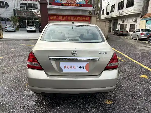 Nissan Tiida 2007
