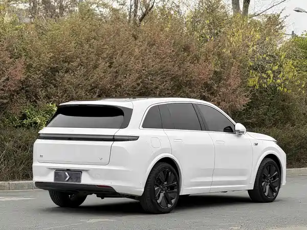 Li Auto L7 2023