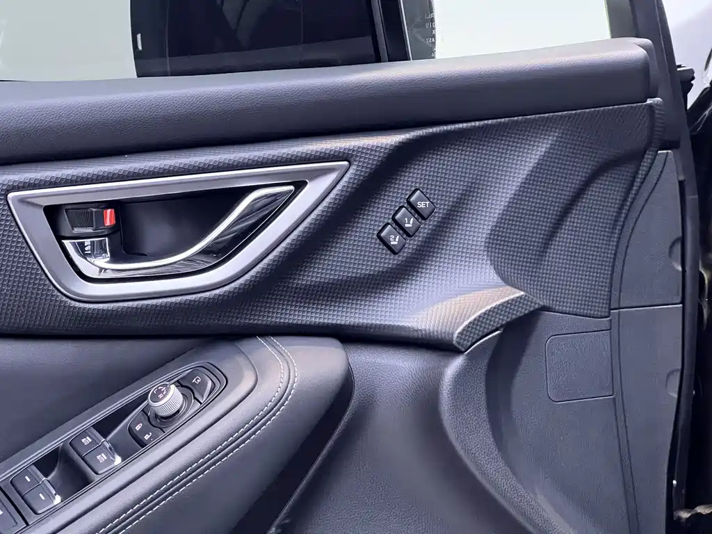 Subaru Forester 2022 — фото 20