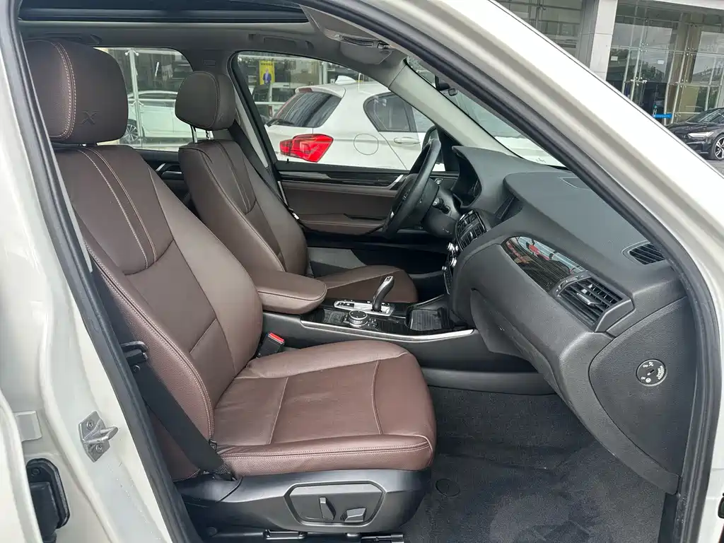 BMW X3 2015 — фото 12