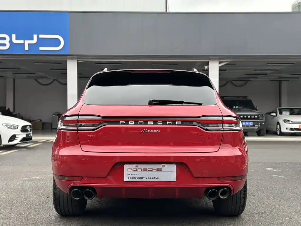 Porsche Macan 2020 — фото 16