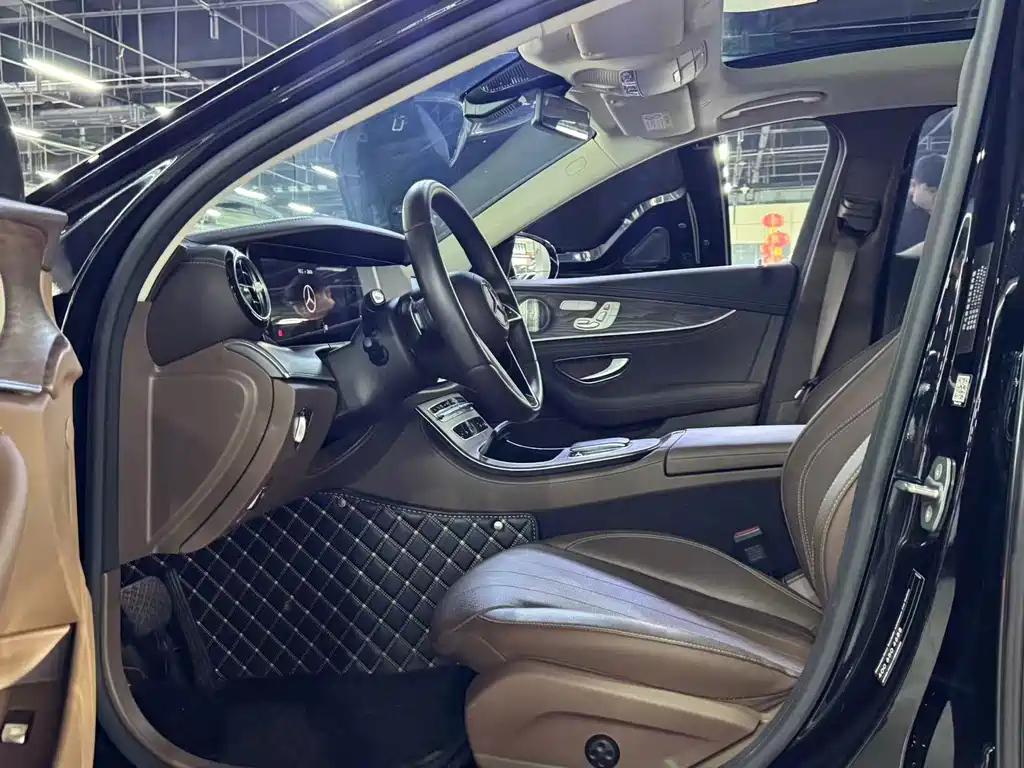 Mercedes-Benz E-Class 2023