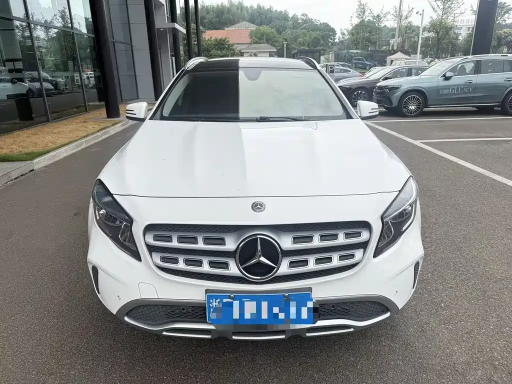 Mercedes-Benz GLA 2017 — фото 2