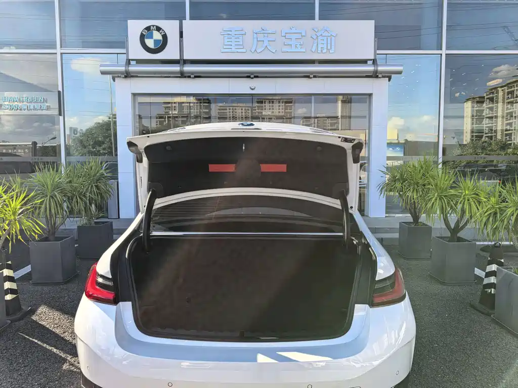 BMW i3 2024 — фото 10