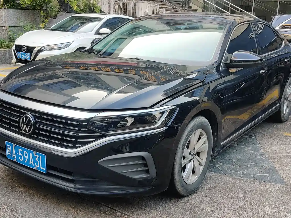 Volkswagen Passat 2023