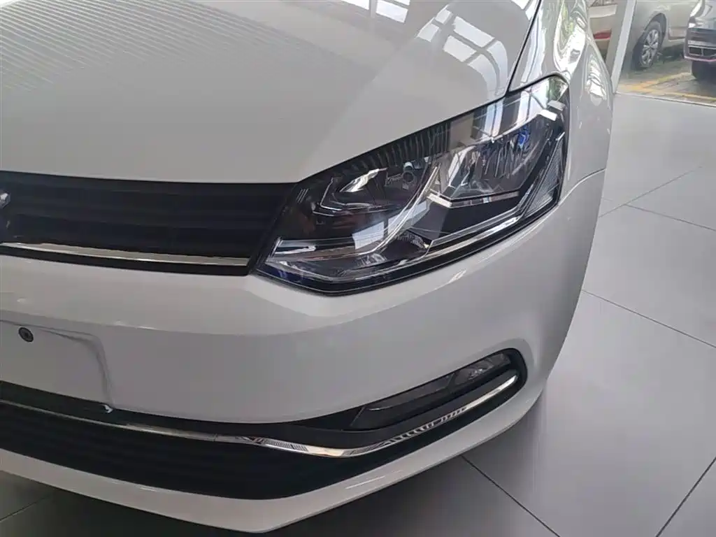Volkswagen Polo 2019 — фото 24
