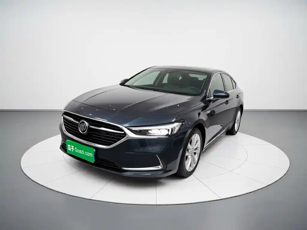 Buick LaCrosse 2022 — фото 1