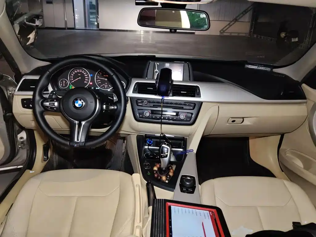 BMW 3 Series 2014 — фото 13