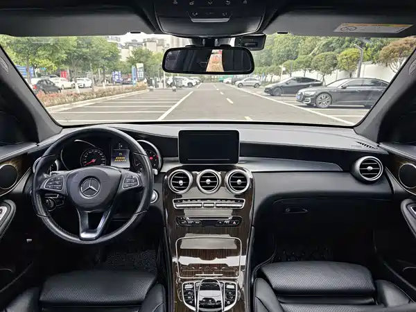 Mercedes-Benz GLC 2019