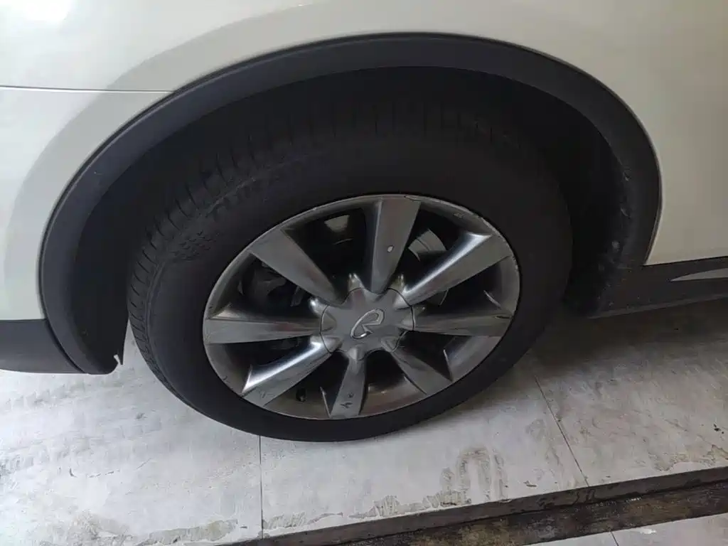 Infiniti QX50 2016 — фото 23