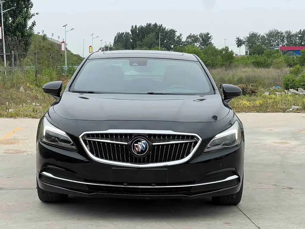 Buick LaCrosse 2018 — фото 2