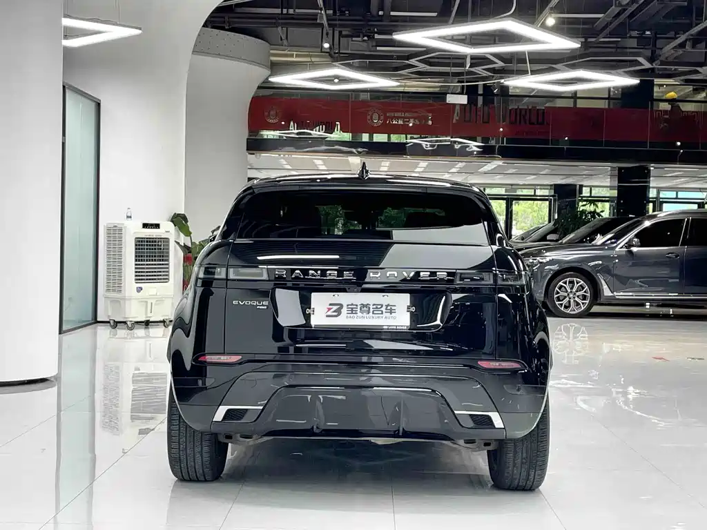 Land Rover Range Rover Evoque 2022 — фото 13