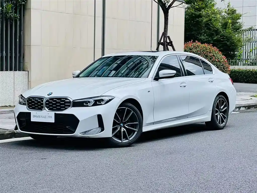 BMW 3 Series 2024