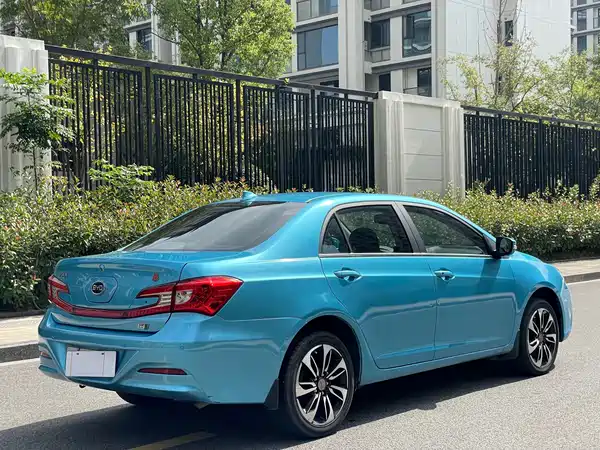 BYD Qin NEV 2016