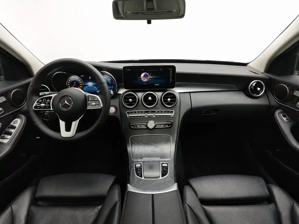 Mercedes-Benz C-Class 2019 — фото 5