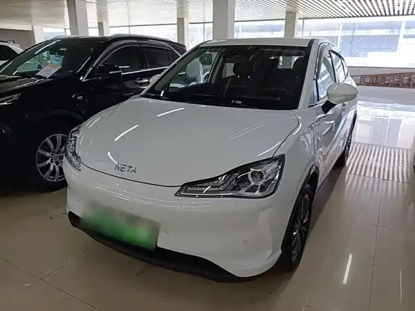 Neta V 2022
