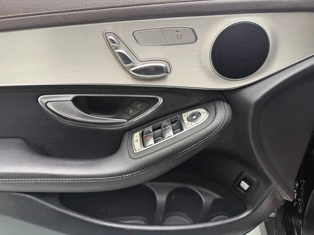 Mercedes-Benz GLC 2020
