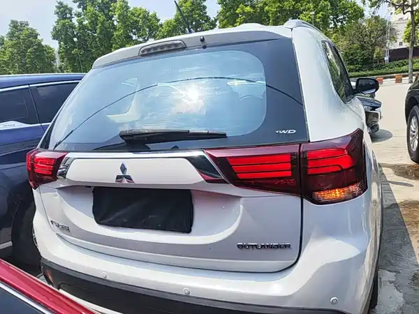 Mitsubishi Outlander 2017