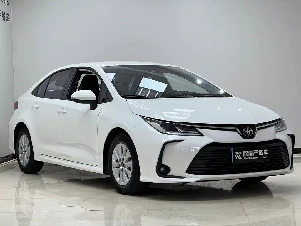 Toyota Corolla 2022 — фото 3