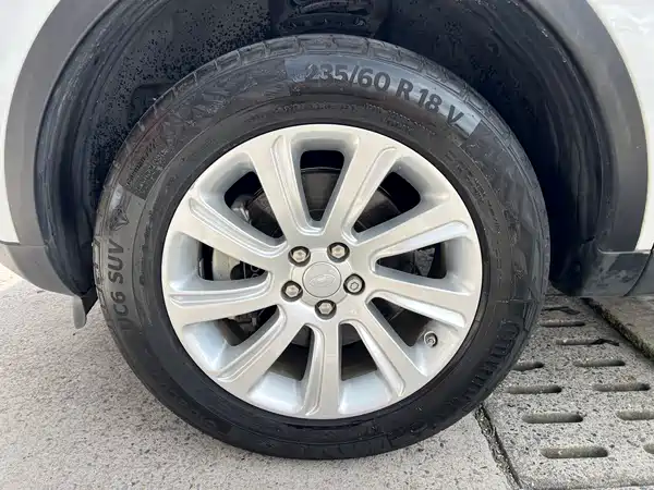 Land Rover Discovery Sport 2017