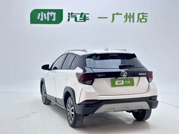 Toyota Yaris L 2023