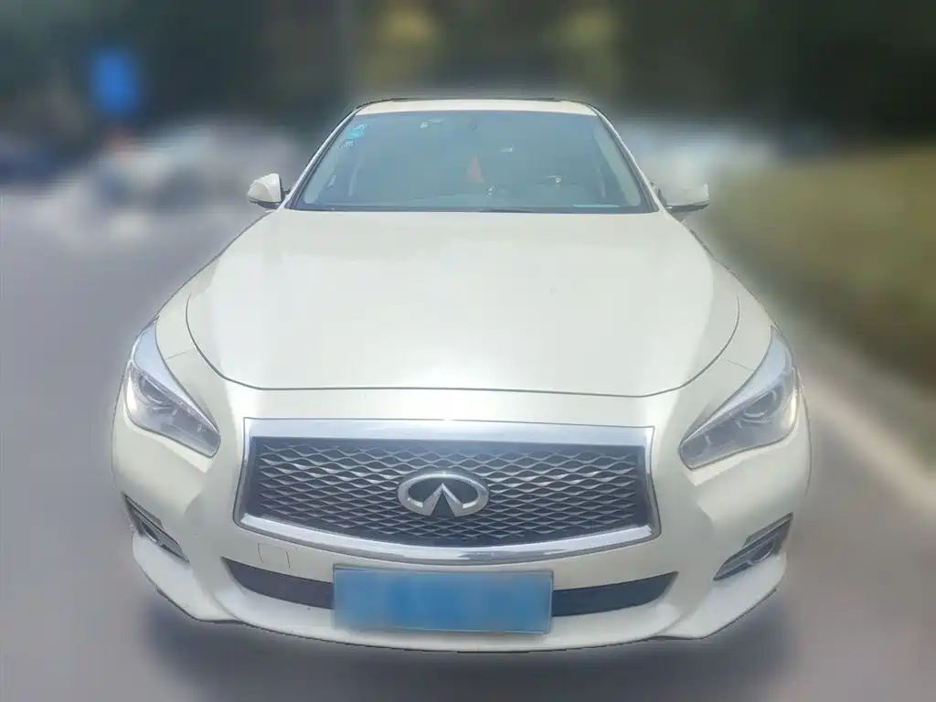 Infiniti Q50L 2017 — фото 3