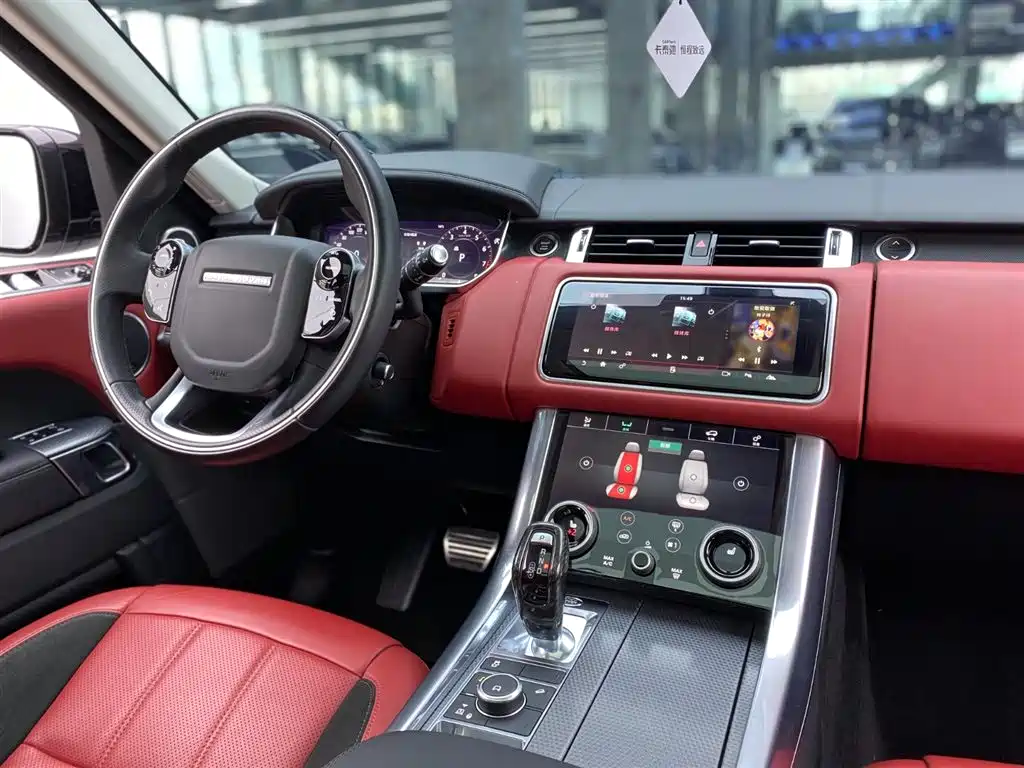 Land Rover Sport 2020 — фото 14