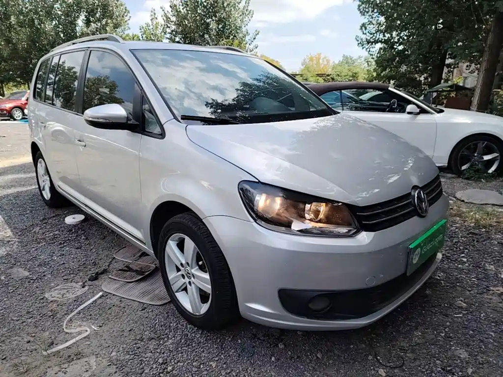 Volkswagen Touran 2015