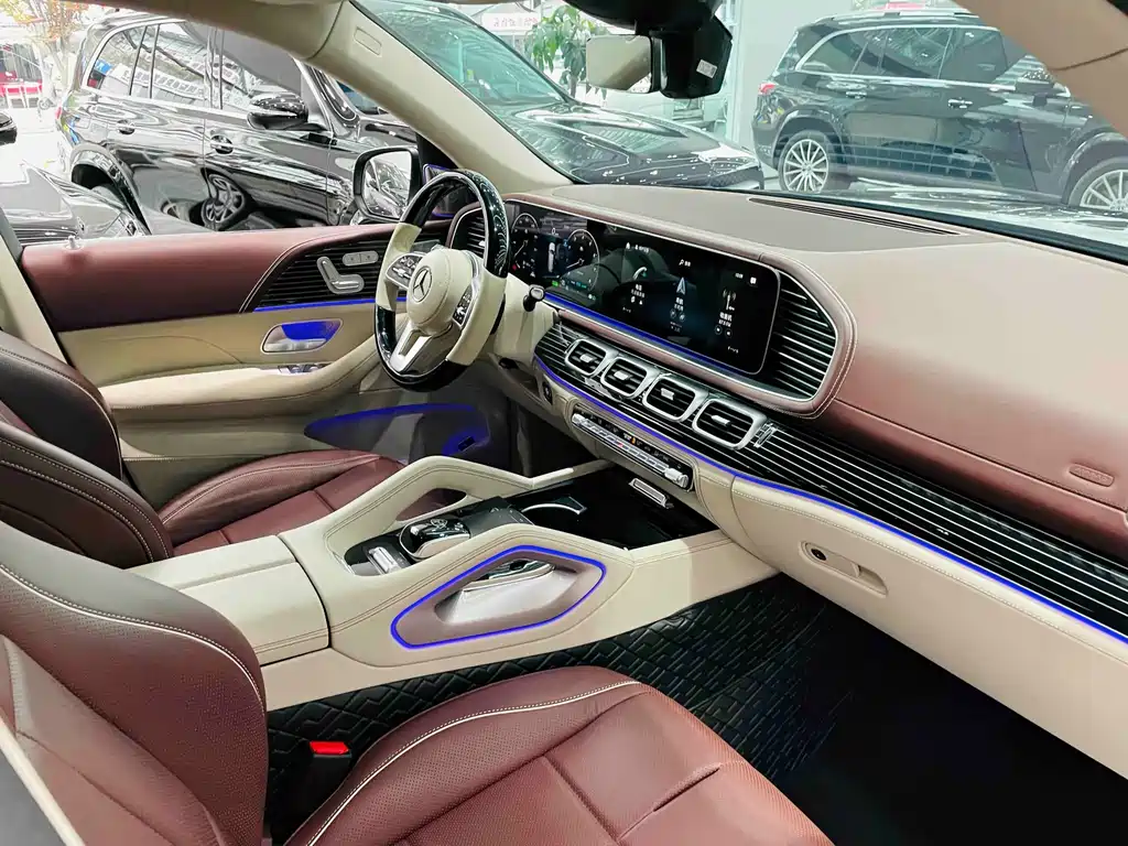 Mercedes-Benz GLS 2023 — фото 24