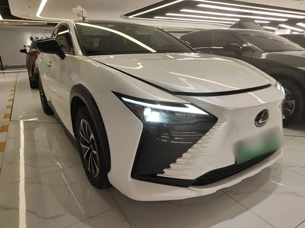 Lexus RZ 2023 — фото 4