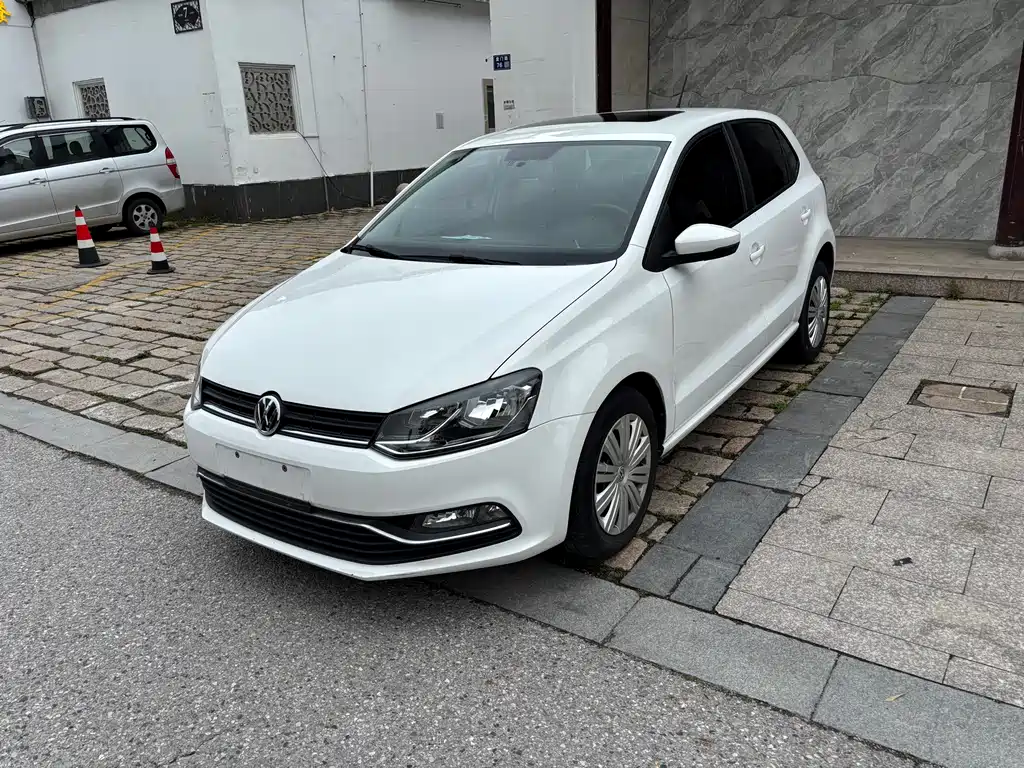 Volkswagen Polo 2018 — фото 1