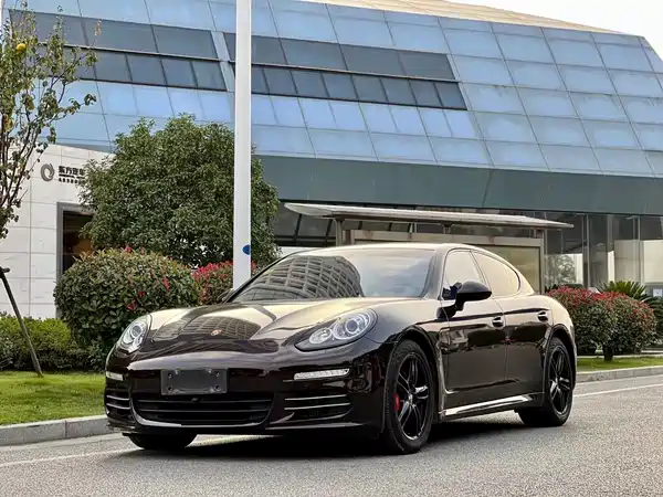 Porsche Panamera 2015